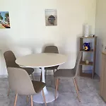 Martin Secure Complex Two Bed With Access To Six Pools