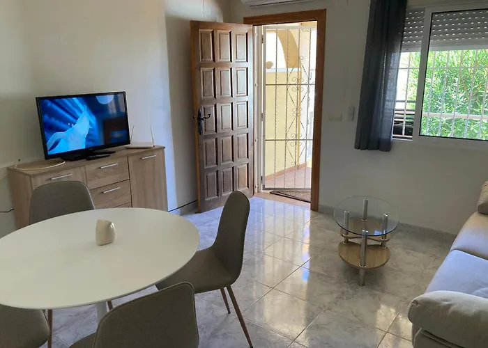 Appartamento Martin Secure Complex Two Bed With Access To Six Pools