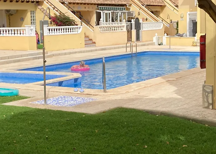 Appartamento Martin Secure Complex Two Bed With Access To Six Pools *