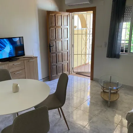 Appartamento Martin Secure Complex Two Bed With Access To Six Pools